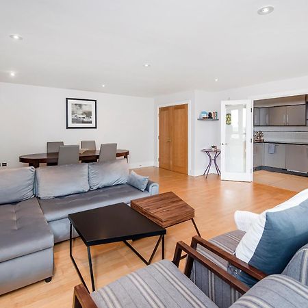 Modern 2 Bedroom 2 Bath Apartment With River View London Exterior photo