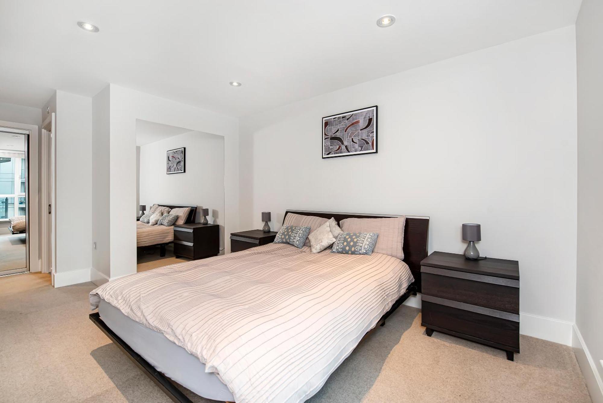 Modern 2 Bedroom 2 Bath Apartment With River View London Exterior photo