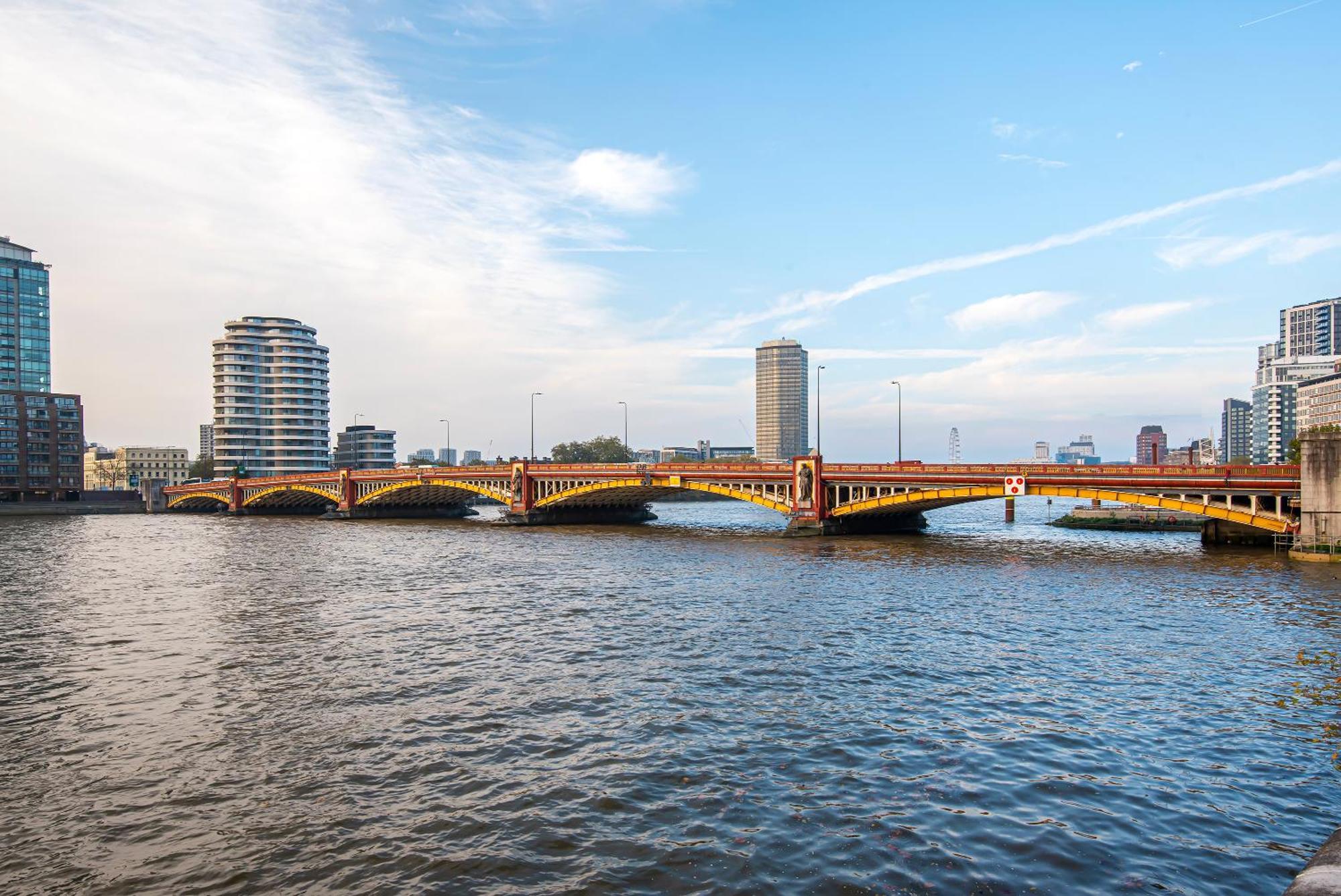 Modern 2 Bedroom 2 Bath Apartment With River View London Exterior photo